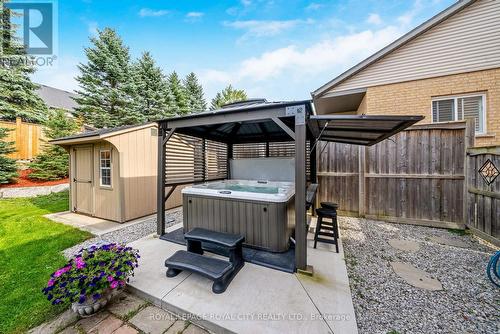 104 Winston St, Guelph/Eramosa, ON - Outdoor With Exterior
