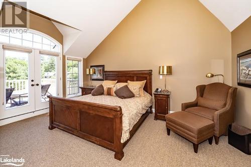 3876 Muskoka 118 Road W Unit# Sandfield 1 Week 3, Port Carling, ON - Indoor Photo Showing Bedroom