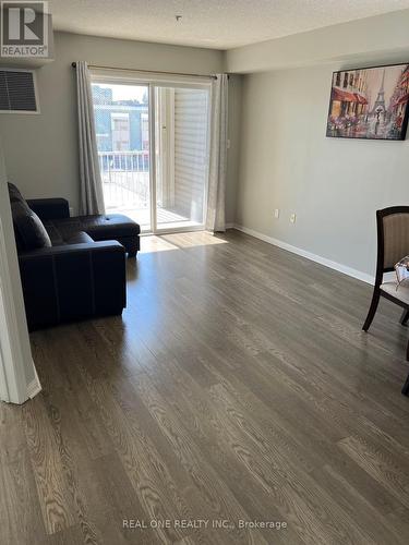 #306 -5235 Finch Ave E, Toronto, ON - Indoor Photo Showing Living Room