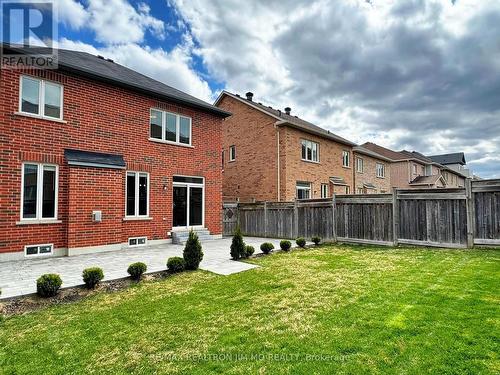 30 Bush Ridges Ave, Richmond Hill, ON - Outdoor With Exterior
