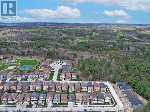 30 Bush Ridges Ave, Richmond Hill, ON - Outdoor With View