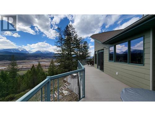 2360/2380 95 Highway, Spillimacheen, BC - Outdoor