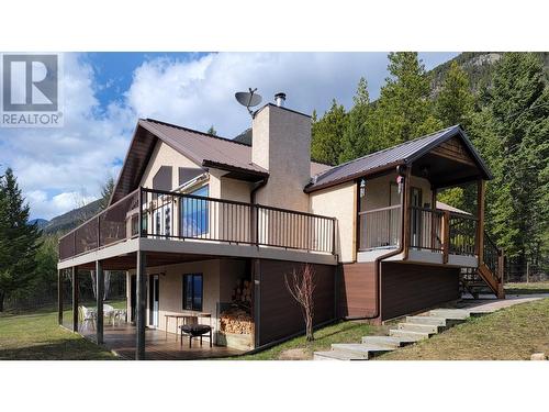 2360/2380 95 Highway, Spillimacheen, BC - Outdoor With Balcony With Deck Patio Veranda