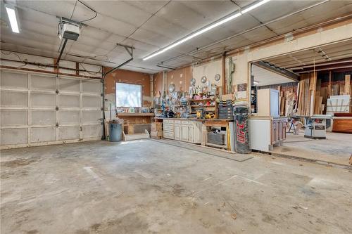 9360 Dickenson Road W, Mount Hope, ON - Indoor Photo Showing Garage