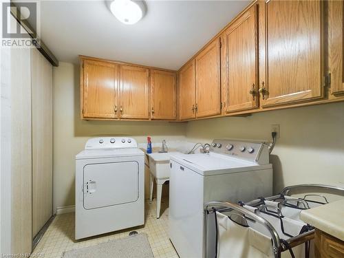 710 Andrew Malcolm Drive, Kincardine, ON - Indoor Photo Showing Laundry Room