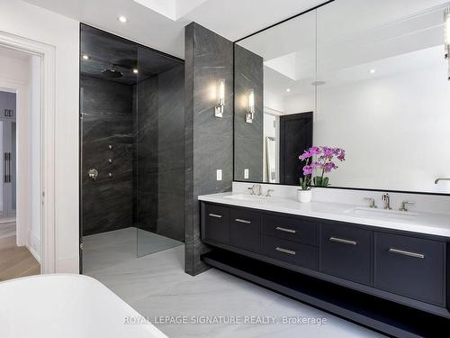 45 Smithwood Dr, Toronto, ON - Indoor Photo Showing Bathroom