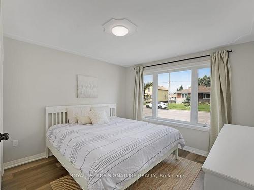 213 Bell St, Port Colborne, ON - Indoor Photo Showing Bedroom