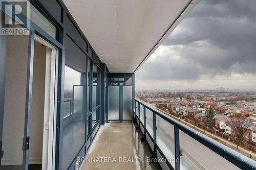 #B809 -7950 Bathurst St, Vaughan, ON - Outdoor With View With Exterior