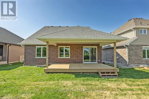 8 Feathers Crossing, St. Thomas, ON - Outdoor With Deck Patio Veranda With Exterior