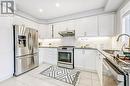 980 Millard St, Whitchurch-Stouffville, ON  - Indoor Photo Showing Kitchen With Upgraded Kitchen 