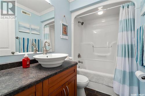 434 Bolton Place, Saskatoon, SK - Indoor Photo Showing Bathroom