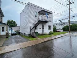 21  - 23 Rue St-David  Sainte-Agathe-Des-Monts, QC J8C 2M4