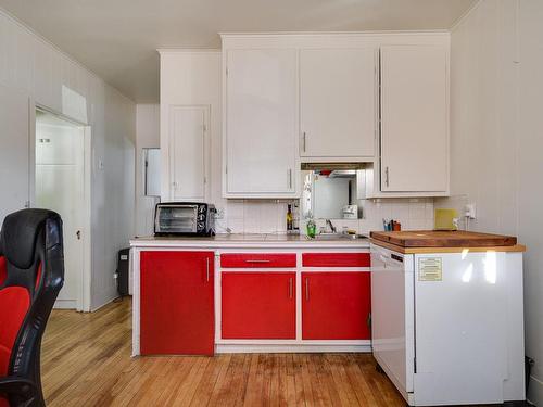 Kitchen - 21  - 23 Rue St-David, Sainte-Agathe-Des-Monts, QC - Indoor Photo Showing Kitchen