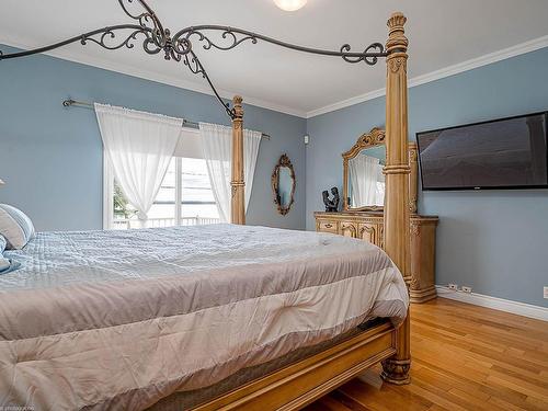 Chambre Ã  coucher principale - 4170 Rue Notre-Dame E., Trois-Rivières, QC - Indoor Photo Showing Bedroom