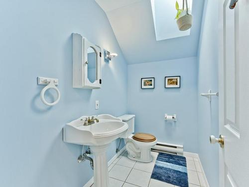 Powder room - 34 Ch. Éloi, Bury, QC - Indoor Photo Showing Bathroom