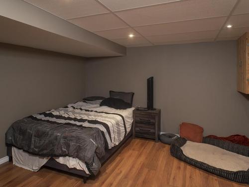 423 Otto Street, Thunder Bay, ON - Indoor Photo Showing Bedroom