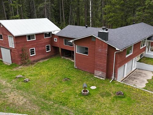 1129 Mountainview Road, Clearwater, BC - Outdoor With Exterior