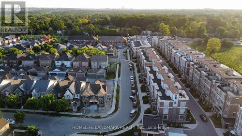 #1112 -65 Lindcrest Manr, Markham, ON - Outdoor With View