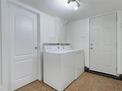 2359 Church Rd, Sooke, BC - Indoor Photo Showing Laundry Room