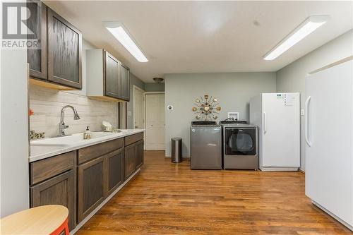 1235 Stafford Third Line, Cobden, ON - Indoor Photo Showing Laundry Room