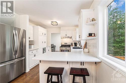 799 Bayview Drive, Woodlawn, ON - Indoor Photo Showing Kitchen With Upgraded Kitchen