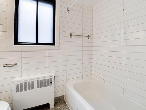 Salle de bains - 11895  - 11897 Rue James-Morrice, Montréal (Ahuntsic-Cartierville), QC - Indoor Photo Showing Bathroom