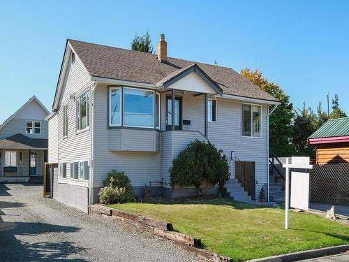 271 Campbell St, Duncan, BC - Outdoor With Facade