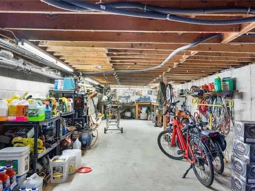 180 Crome Point Rd, Bowser, BC - Indoor Photo Showing Garage