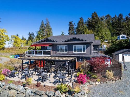 180 Crome Point Rd, Bowser, BC - Outdoor