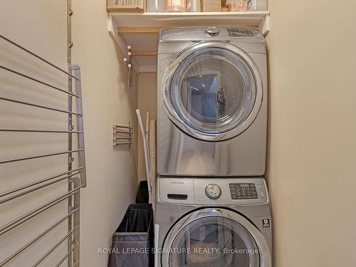 181 Woodmount Ave, Toronto, ON - Indoor Photo Showing Laundry Room