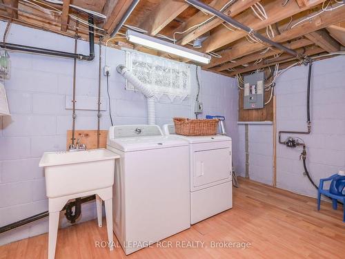 936587 Airport Rd, Mulmur, ON - Indoor Photo Showing Laundry Room