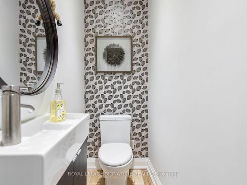 16 Page Ave, Toronto, ON - Indoor Photo Showing Bathroom