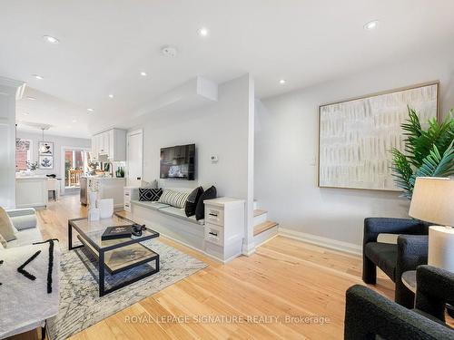 16 Page Ave, Toronto, ON - Indoor Photo Showing Living Room