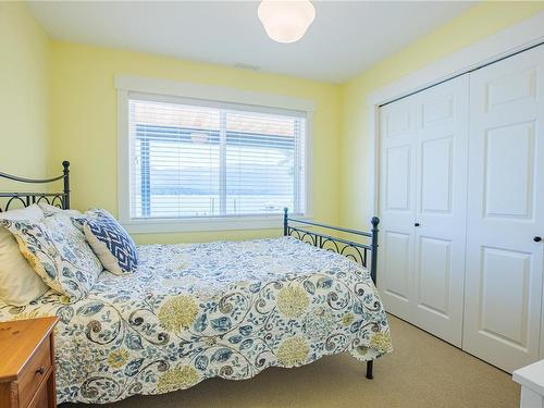 6341 Salal Rd, Port Alberni, BC - Indoor Photo Showing Bedroom