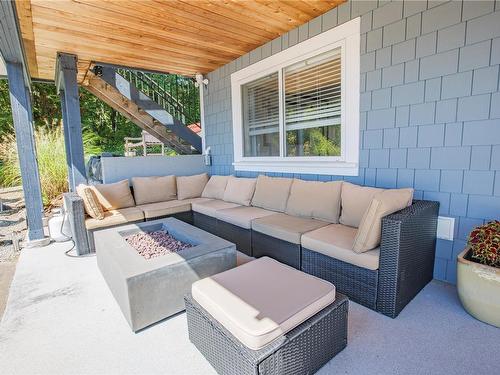 6341 Salal Rd, Port Alberni, BC - Outdoor With Deck Patio Veranda With Exterior