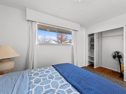 2437 Coldwater Ave, Merritt, BC - Indoor Photo Showing Bedroom
