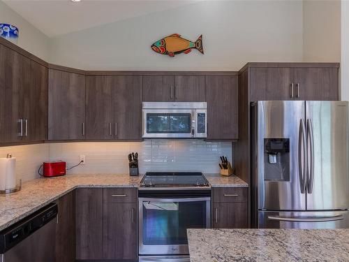 7420 Cottage Way, Lake Cowichan, BC - Indoor Photo Showing Kitchen With Stainless Steel Kitchen