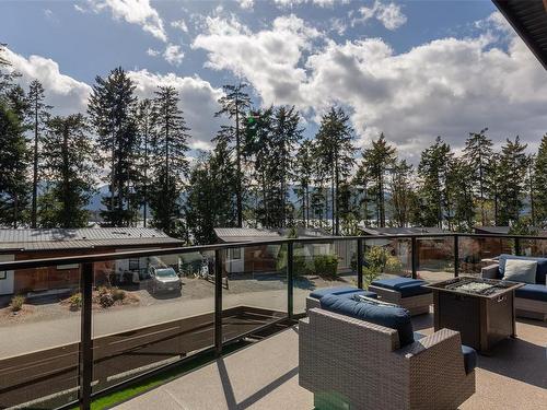 7420 Cottage Way, Lake Cowichan, BC - Outdoor