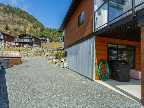 7420 Cottage Way, Lake Cowichan, BC - Outdoor With Exterior
