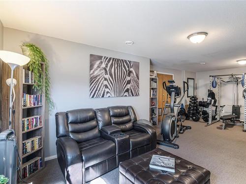 5372 Colbourne Dr, Nanaimo, BC - Indoor Photo Showing Gym Room