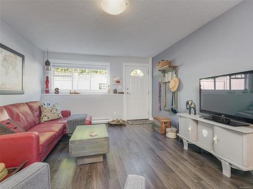 2719 Asquith St, Victoria, BC - Indoor Photo Showing Living Room