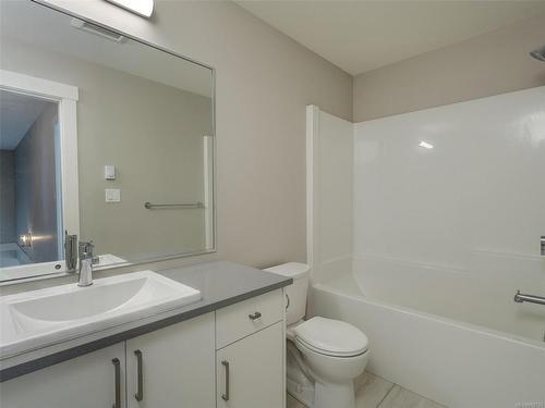 3416 Fuji Crt, Langford, BC - Indoor Photo Showing Bathroom