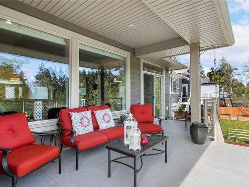 5866 Linyard Rd, Nanaimo, BC - Outdoor With Deck Patio Veranda With Exterior