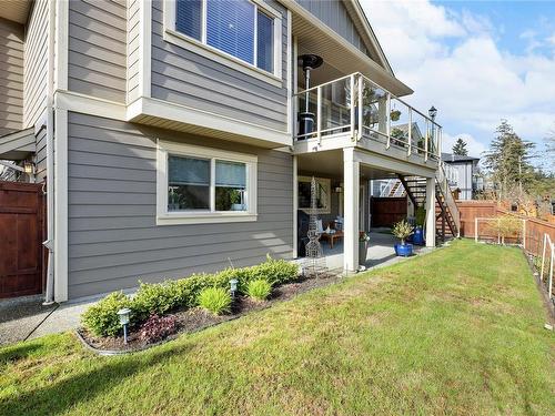 5866 Linyard Rd, Nanaimo, BC - Outdoor With Deck Patio Veranda