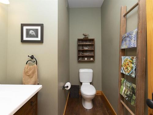 111 Mickelson Drive, Shuniah, ON - Indoor Photo Showing Bathroom