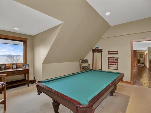 111 Mickelson Drive, Shuniah, ON - Indoor Photo Showing Other Room