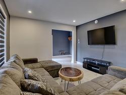 Family room - 