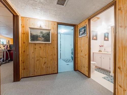 1730 Menzies Street, Merritt, BC - Indoor Photo Showing Laundry Room