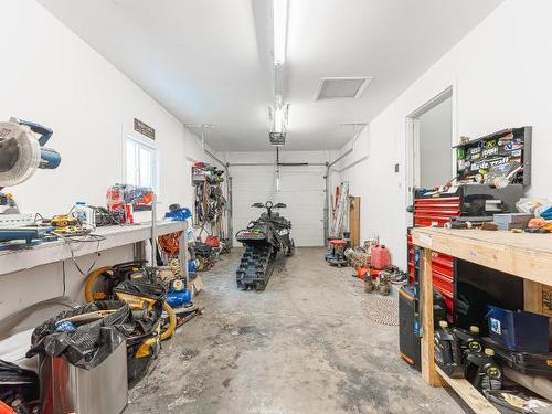 1730 Menzies Street, Merritt, BC - Indoor Photo Showing Garage