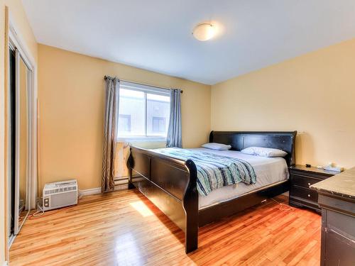 Master bedroom - 490  - 496 90E Avenue, Montréal (Lasalle), QC - Indoor Photo Showing Bedroom